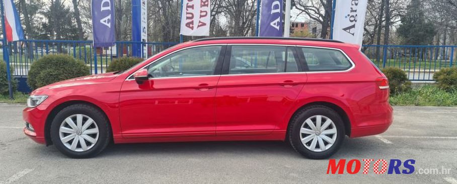 2016' Volkswagen Passat Variant 1,6 Tdi photo #1