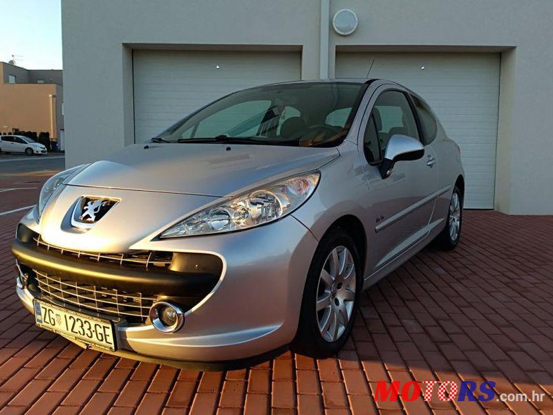 2008' Peugeot 207 Sport 1,6 Hdi photo #1