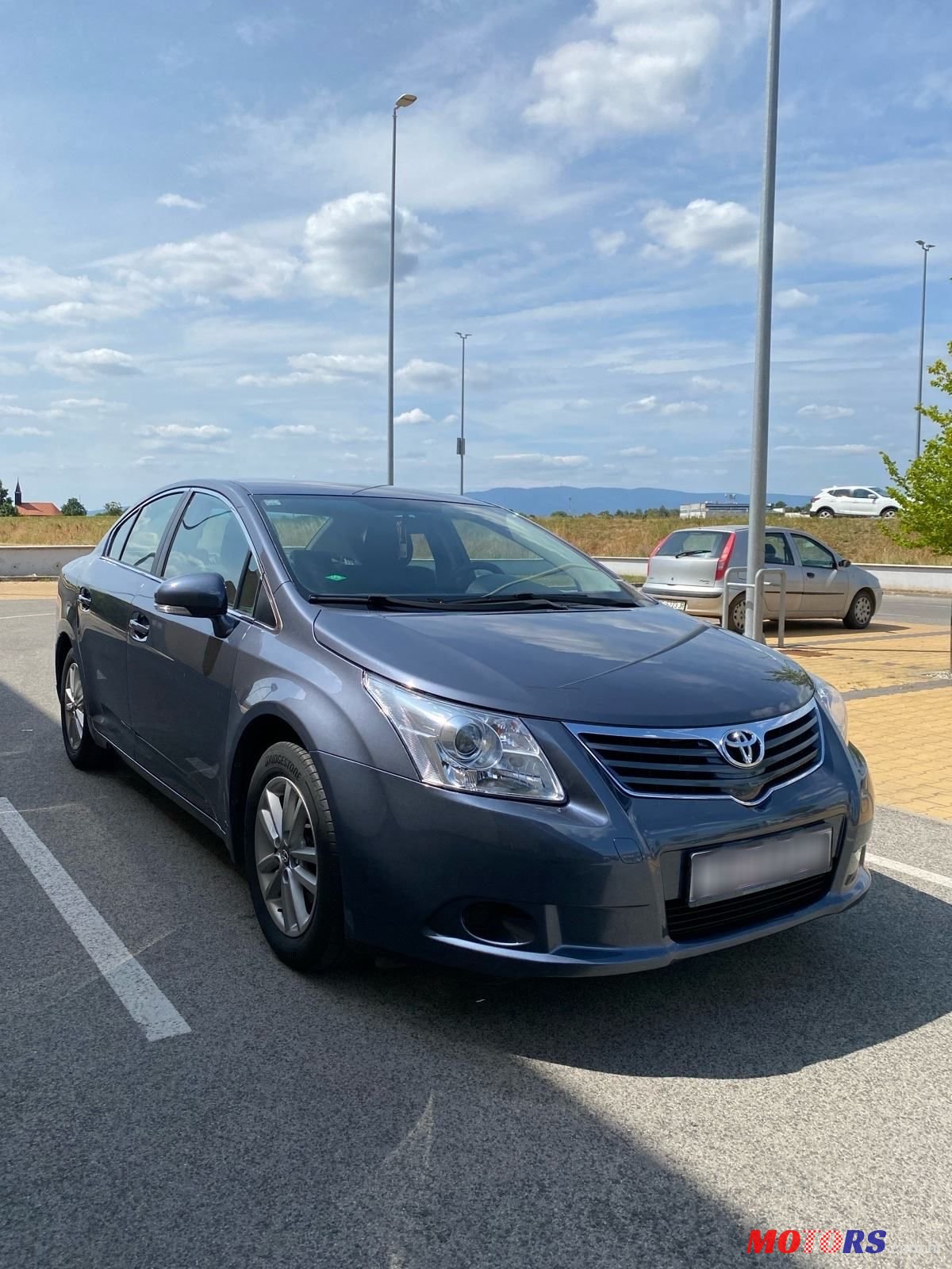 2010' Toyota Avensis 1,6 photo #3