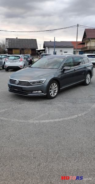 2016' Volkswagen Passat Variant photo #2