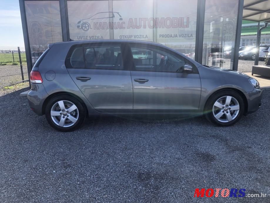 2010' Volkswagen Golf 6 1,6 Tdi photo #4