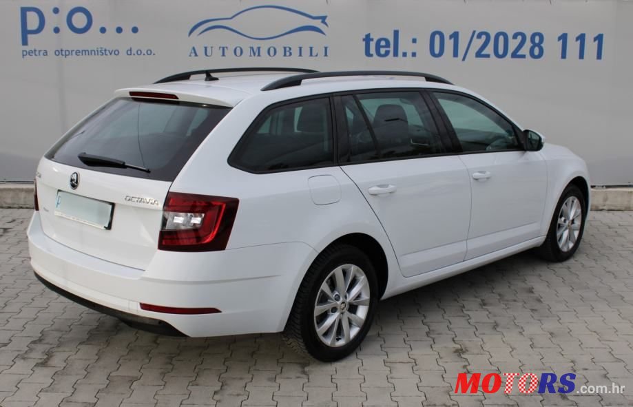 2018' Skoda Octavia Combi photo #6