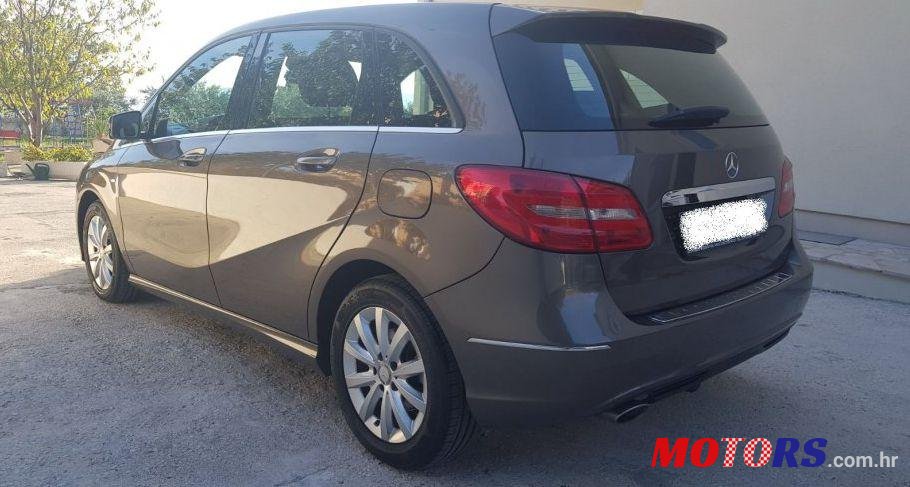 2012' Mercedes-Benz B-Klasa photo #2