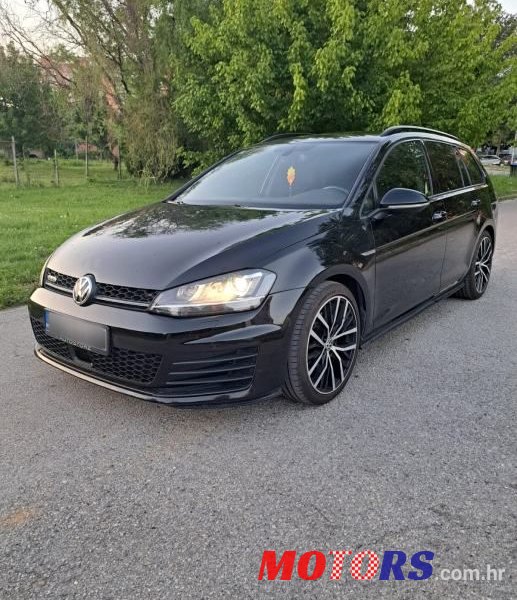 2016' Volkswagen Golf VII Variant photo #1