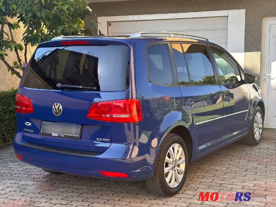 2011' Volkswagen Touran 2,0 Tdi photo #4