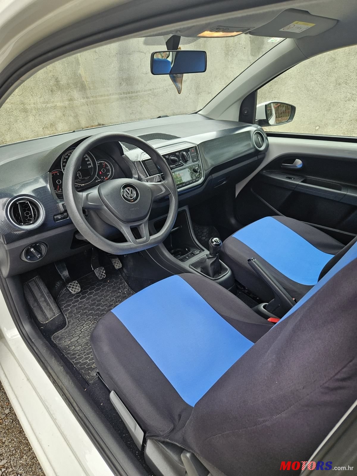 2018' Volkswagen Up! 1,0 photo #5