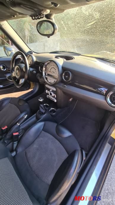 2010' MINI Cooper photo #1
