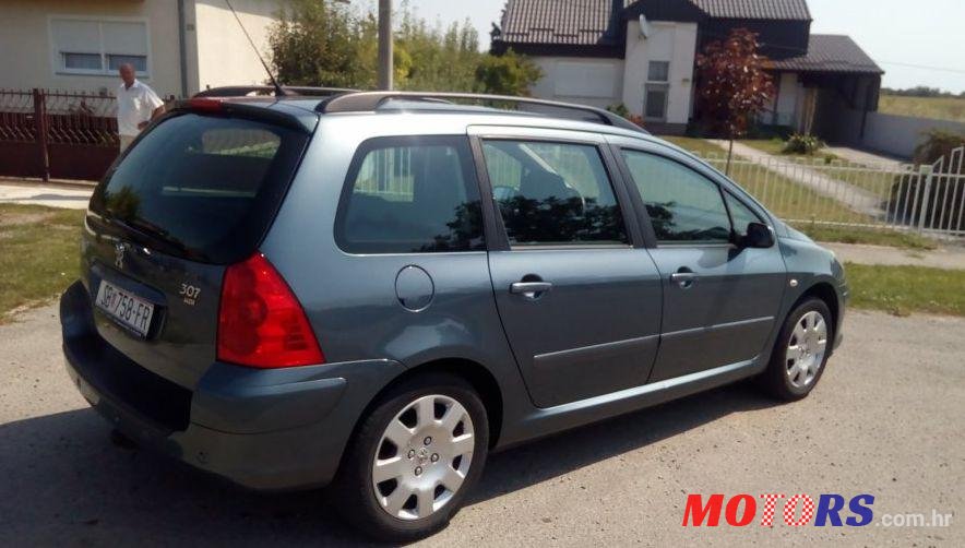 2005' Peugeot 307 Sw 1,6 Hdi photo #1