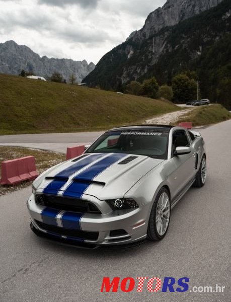 2013' Ford Mustang 5.0 photo #1