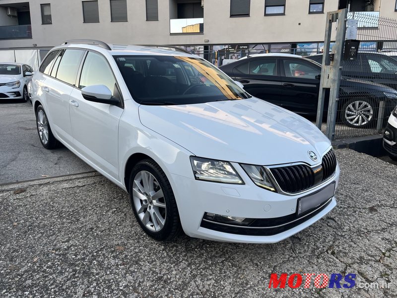 2020' Skoda Octavia Combi photo #1