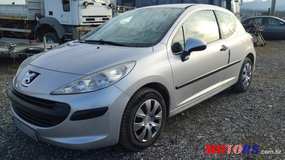 2007' Peugeot 207 1,4 Hdi photo #1