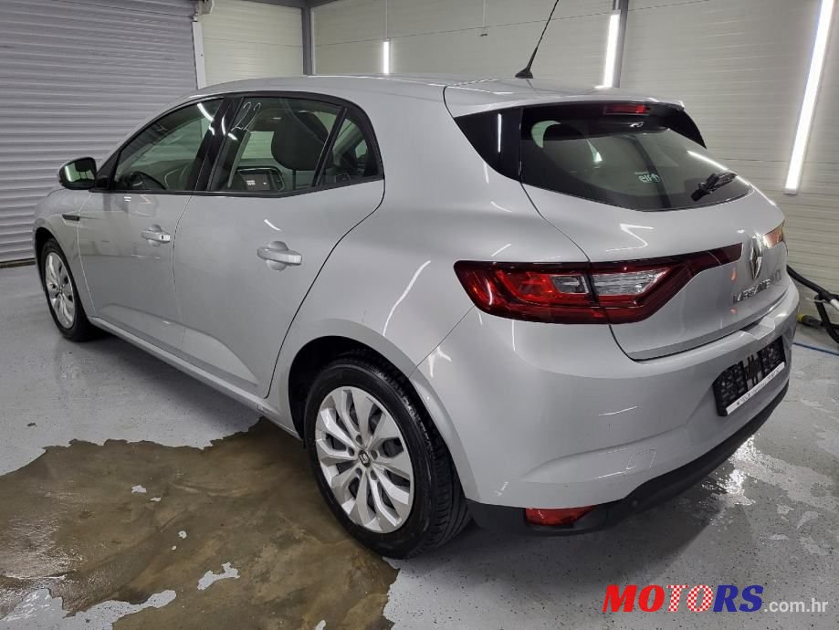 2019' Renault Megane Blue Dci 115 photo #2