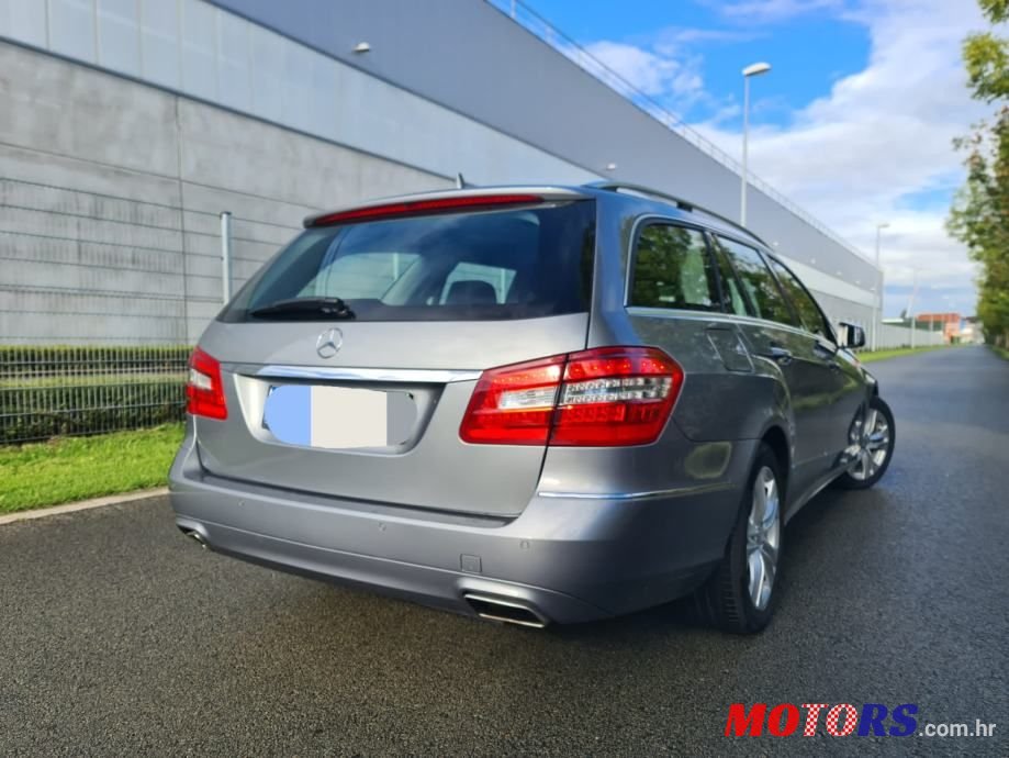 2013' Mercedes-Benz E-Klasa 220 Cdi T photo #2