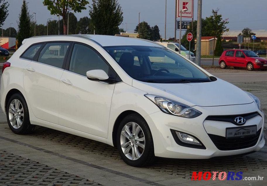 2014' Hyundai I30 1,6 Crdi photo #1