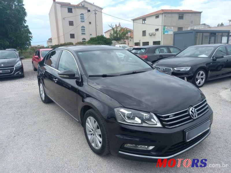 2012' Volkswagen Passat 2,0 Tdi Bmt photo #1