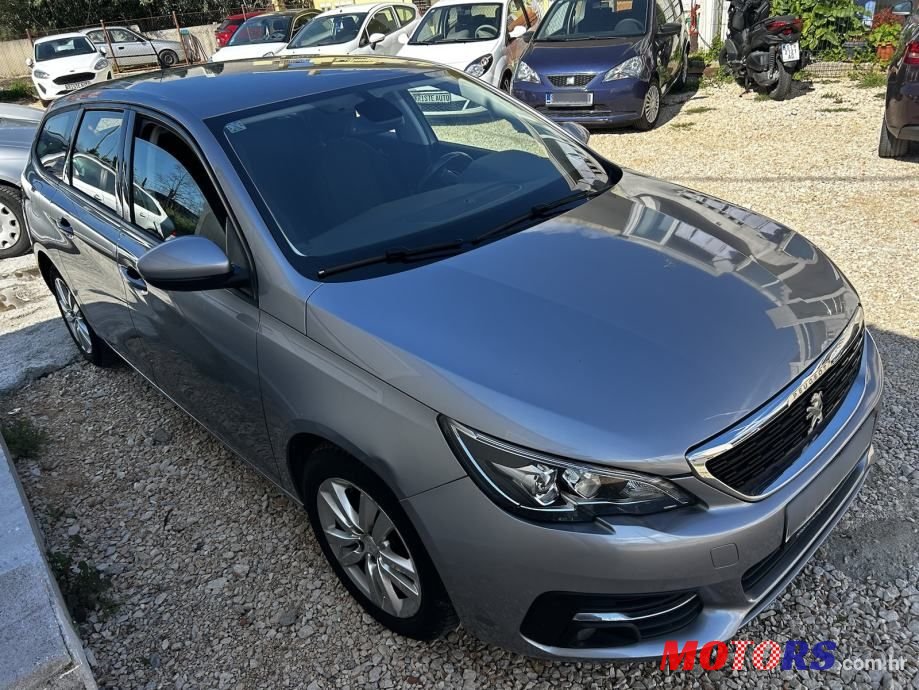 2017' Peugeot 308 Sw photo #2