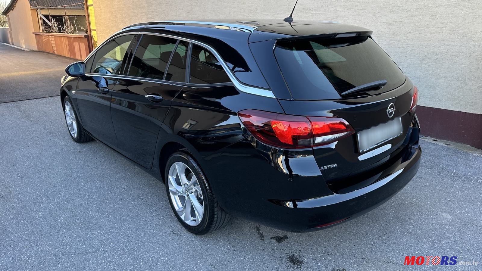 2019' Opel Astra Karavan photo #4