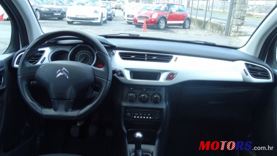 2010' Citroen C3 1,4 Hdi photo #3