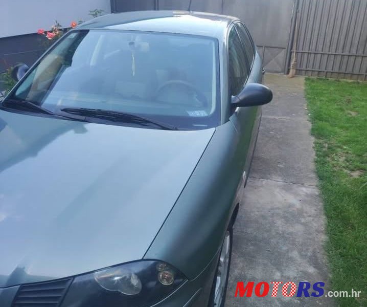 2004' SEAT Cordoba 1,4 16V photo #4