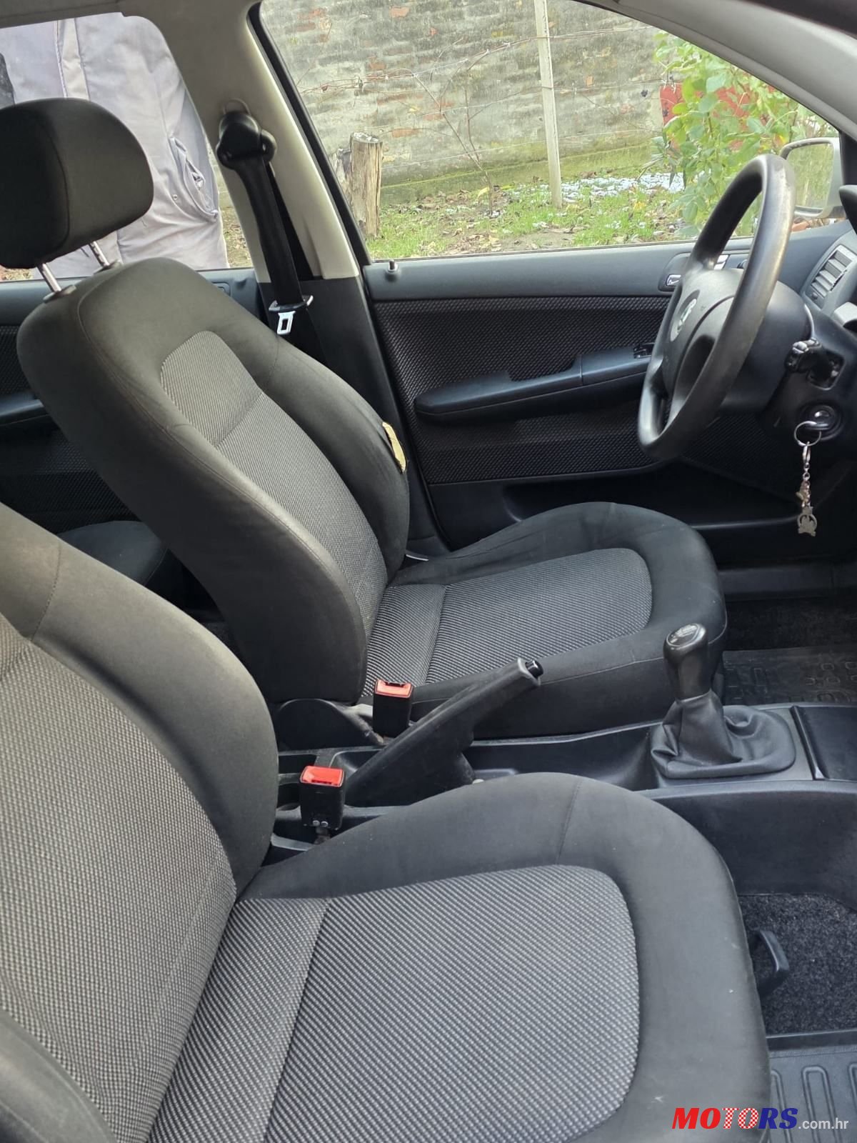 2005' Skoda Fabia Sedan photo #5