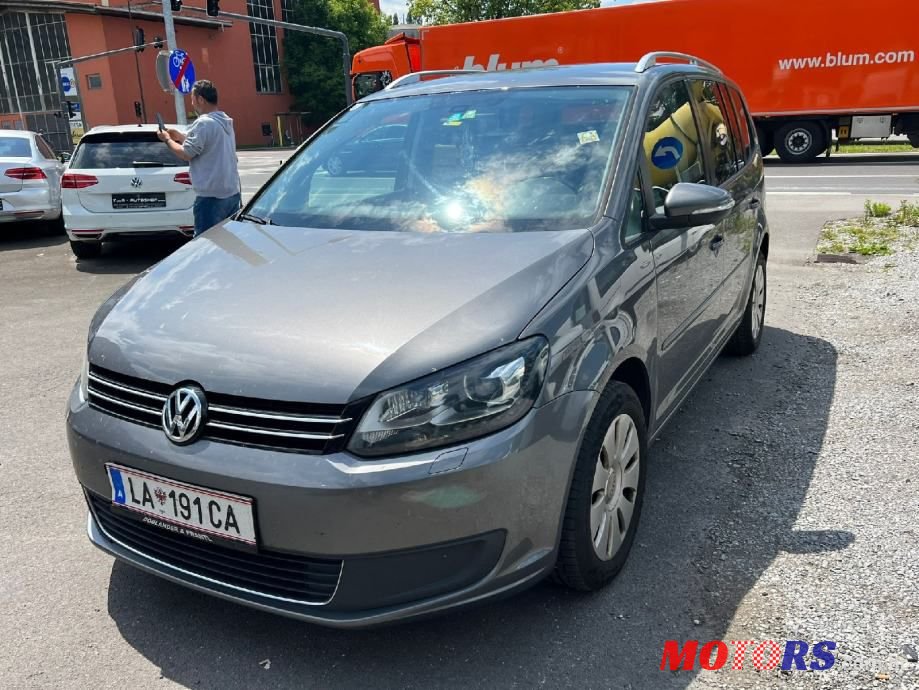 2012' Volkswagen Touran 2,0 Tdi photo #1