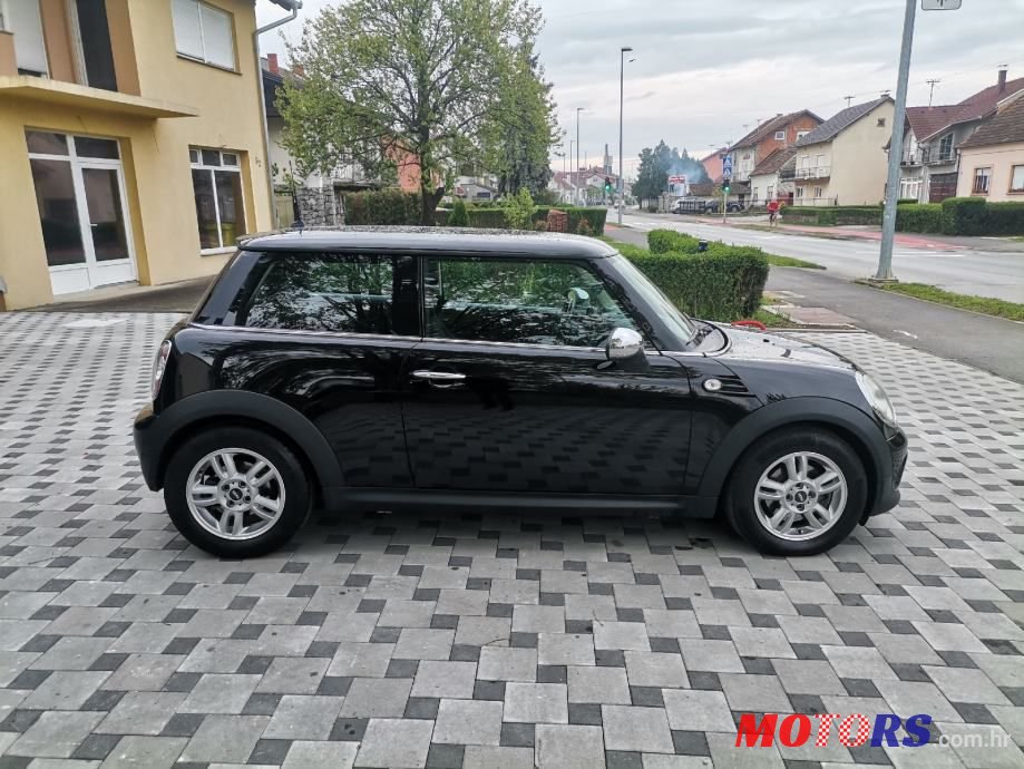 2011' MINI One 1.6 D photo #4