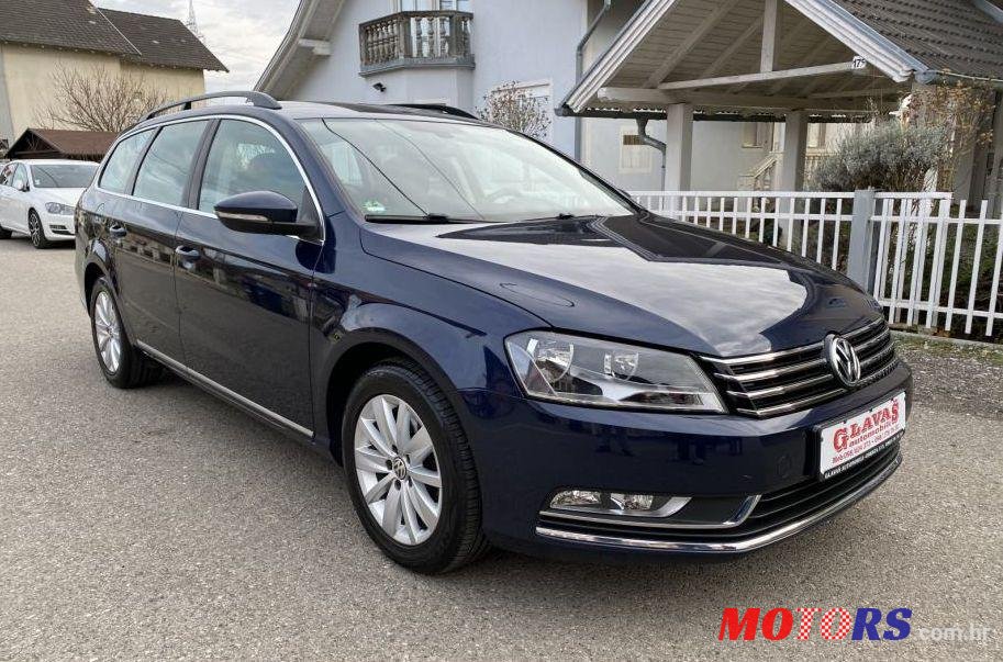 2013' Volkswagen Passat Variant 2,0 Tdi Bmt photo #1