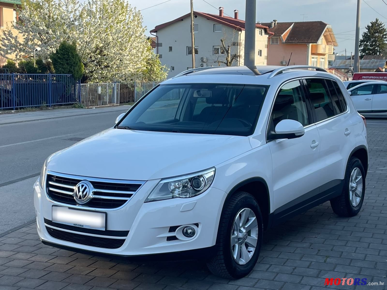 2008' Volkswagen Tiguan 2,0 Tdi photo #1