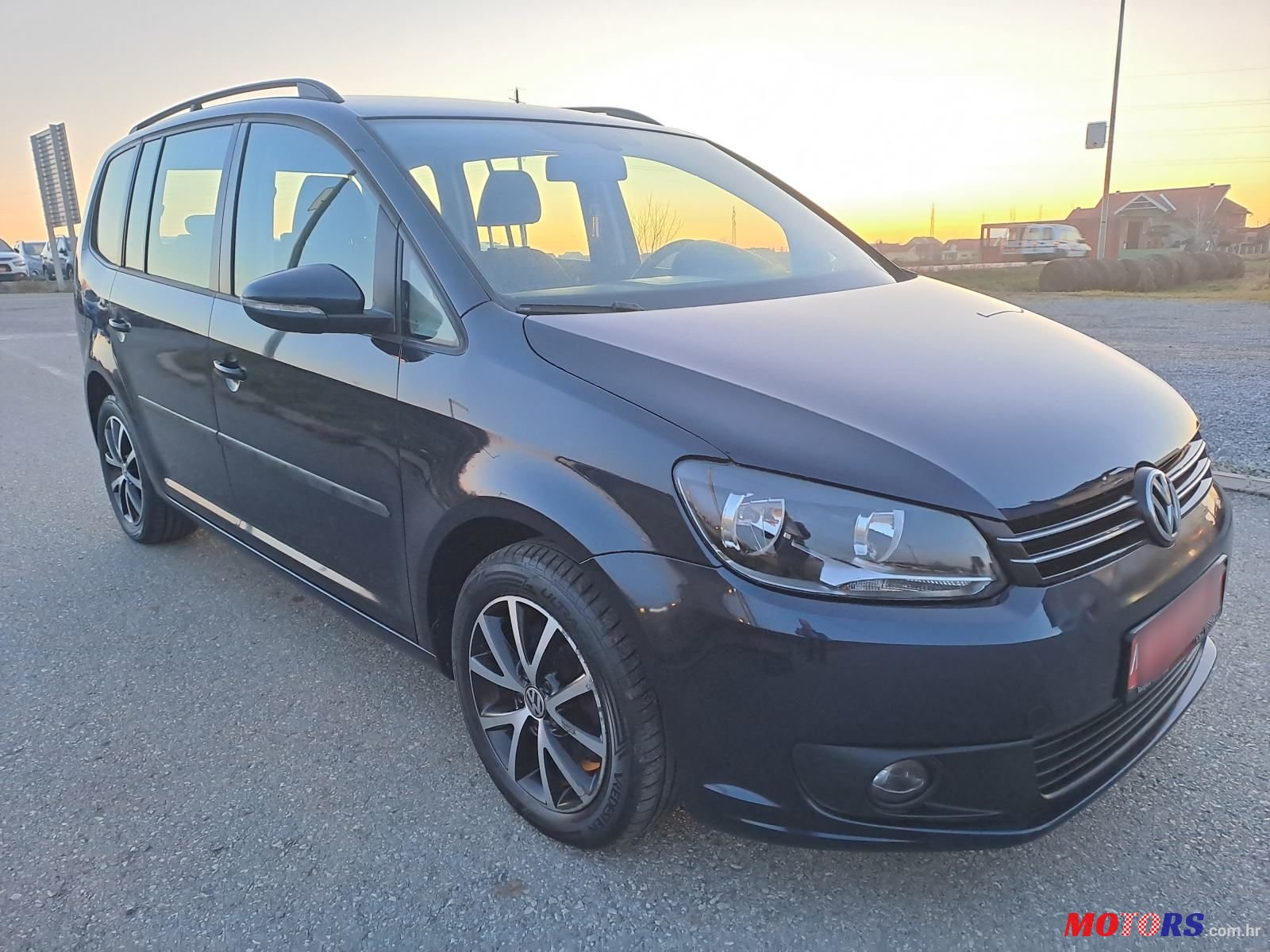 2014' Volkswagen Touran 1,6 Tdi photo #3