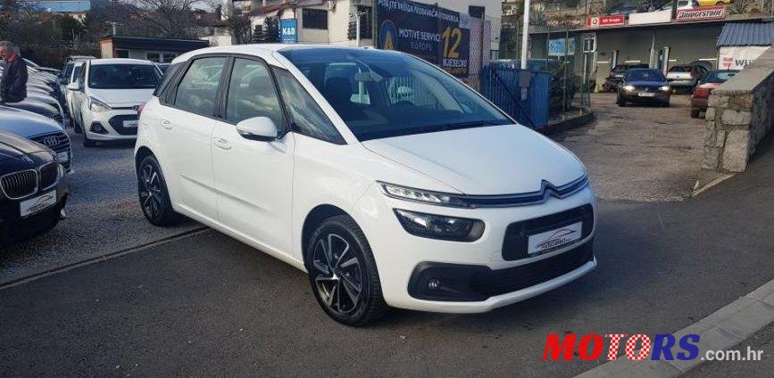 2017' Citroen C4 Picasso Bluehdi 100 photo #1