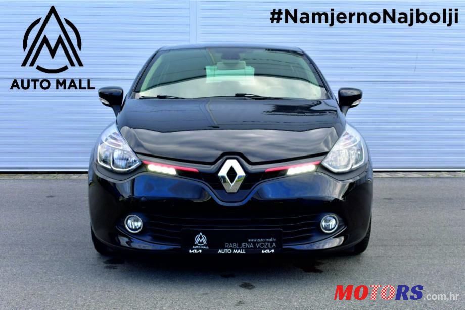 2014' Renault Clio photo #1