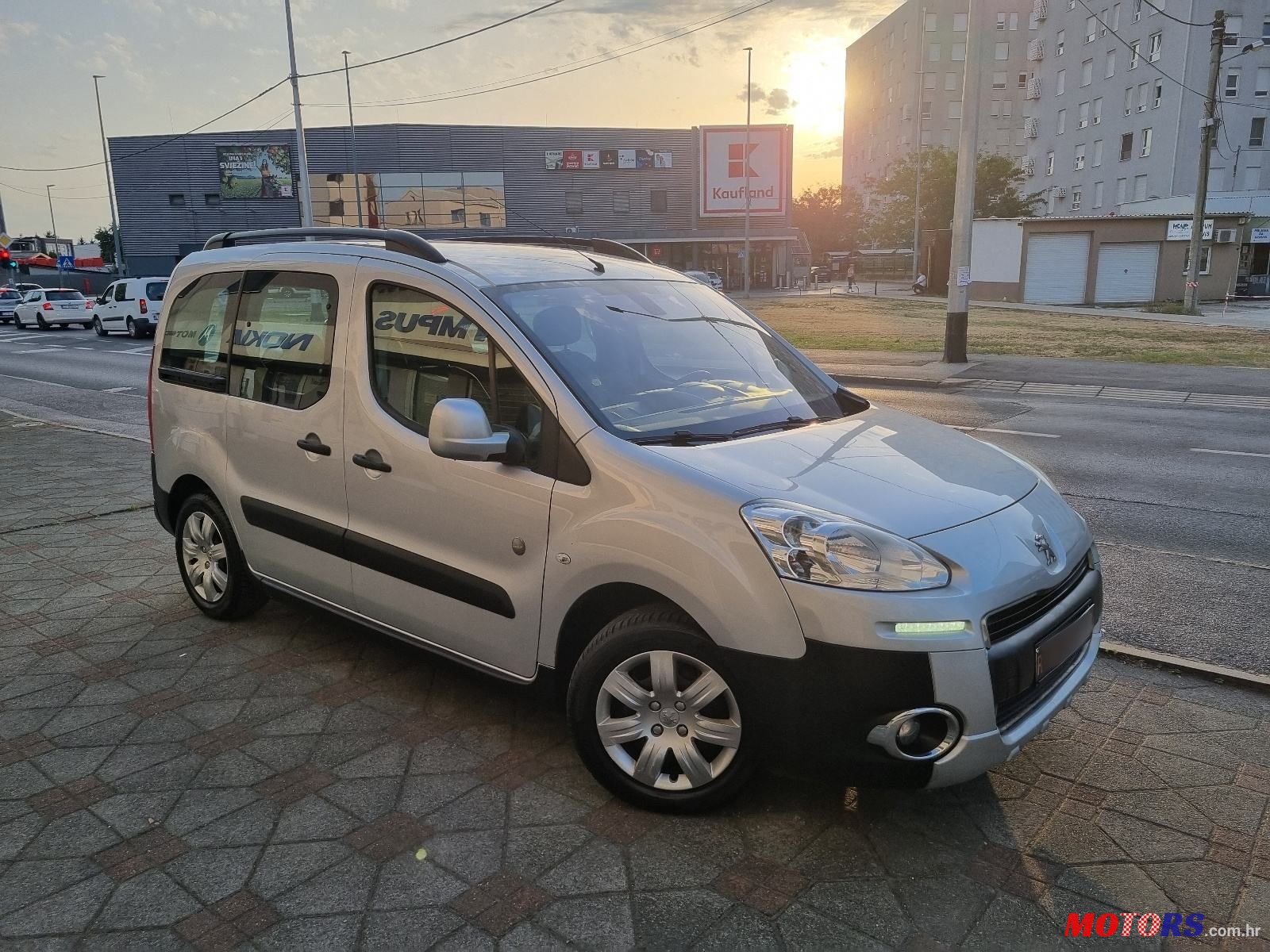 2013' Peugeot Partner 1,6 E-Hdi photo #4