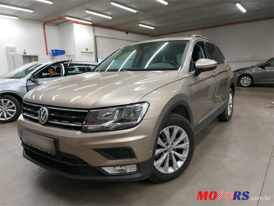 2016' Volkswagen Tiguan 2,0 Tdi Bmt photo #1