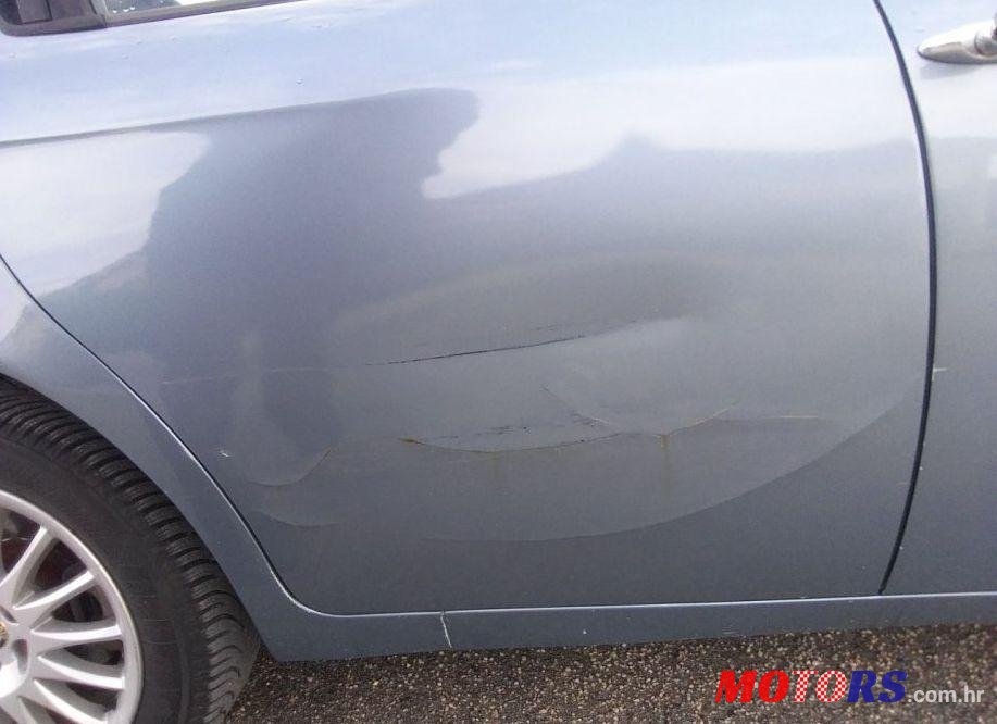 2004' Alfa Romeo 156 1,9 Jtd photo #1