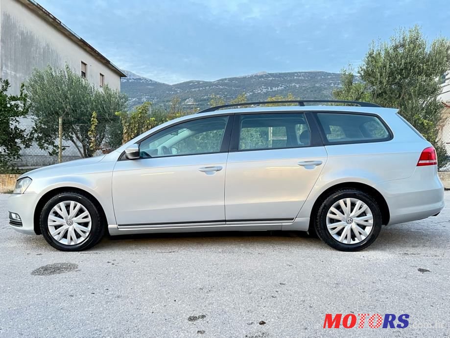 2013' Volkswagen Passat Variant photo #5