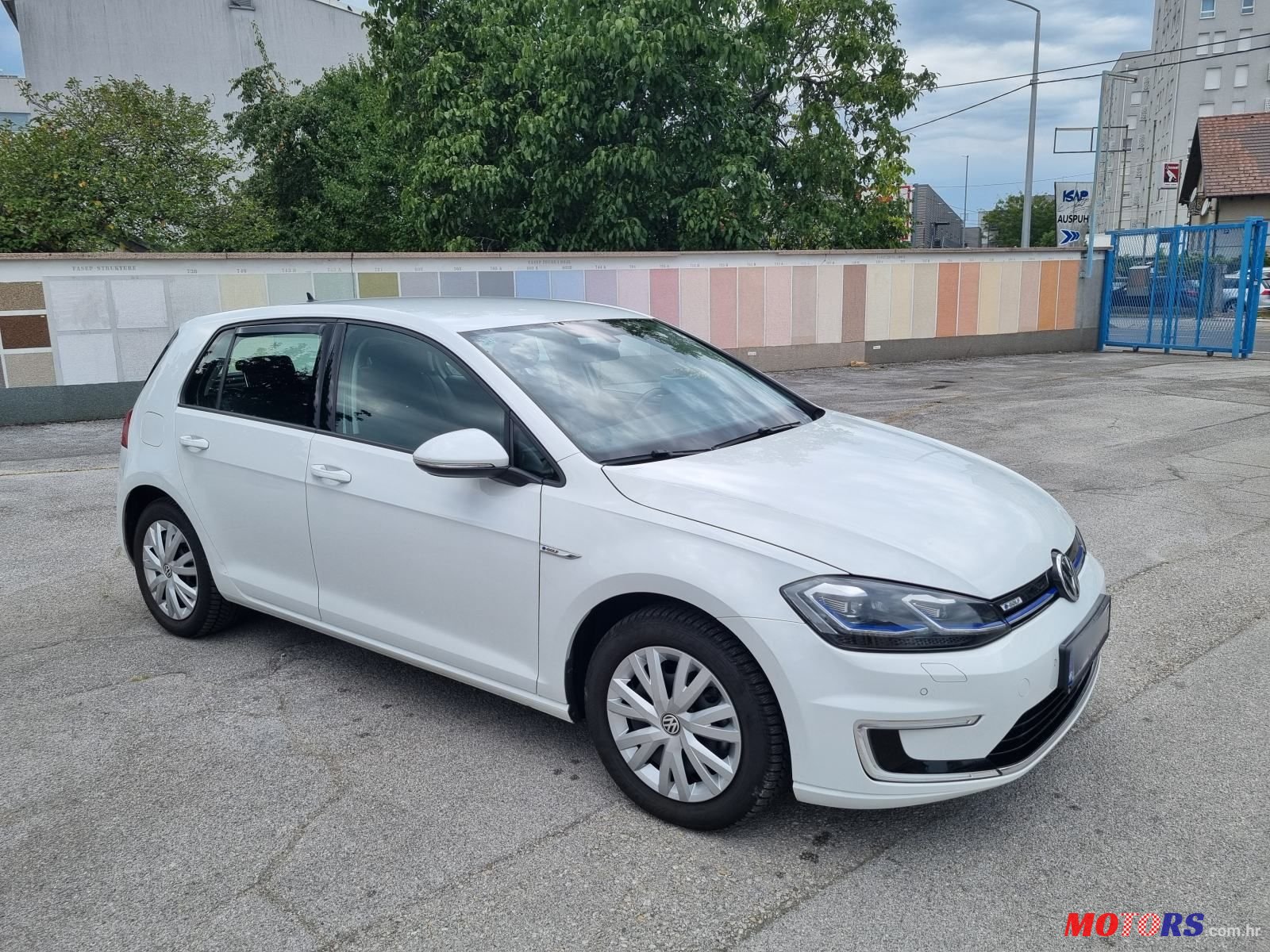 2018' Volkswagen Golf VI E-Golf photo #3