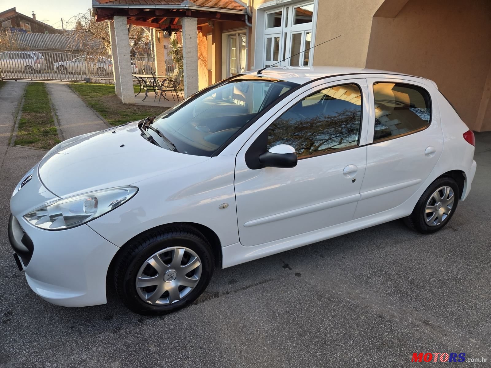 2012' Peugeot 206 1,4 photo #3