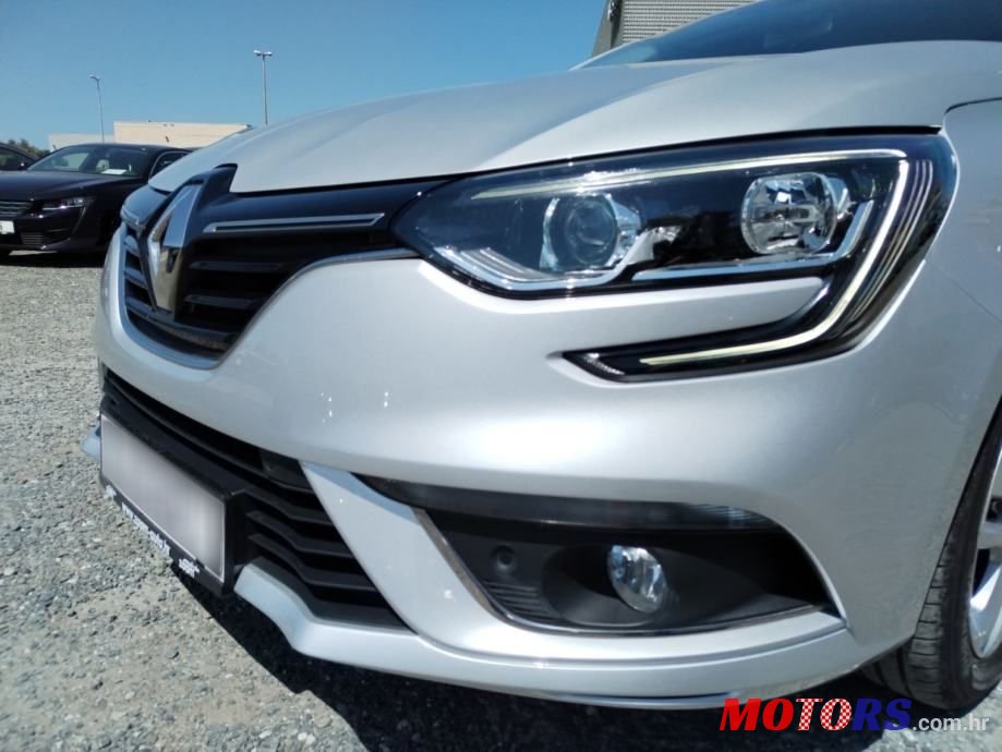 2018' Renault Megane photo #5