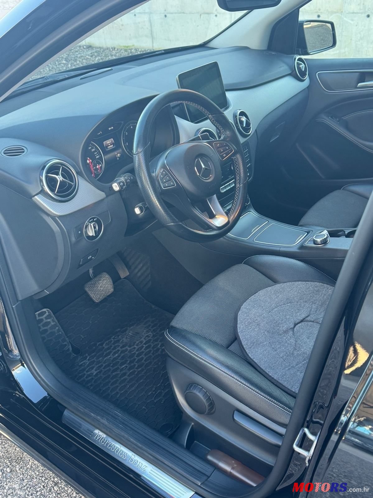 2018' Mercedes-Benz B-Klasa 200 D photo #6