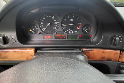1998' BMW Serija 5 520I