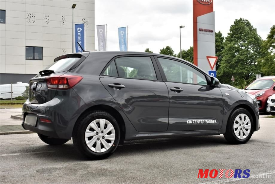 2023' Kia Rio photo #6