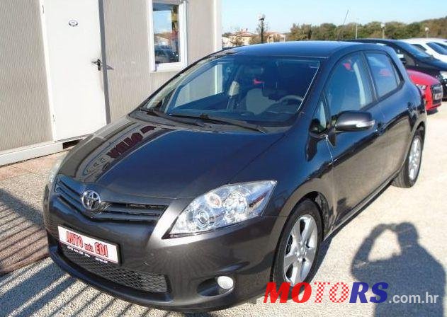 2011' Toyota Auris 1,4 D-4D photo #1