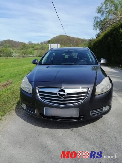 2012' Opel Insignia Karavan photo #2