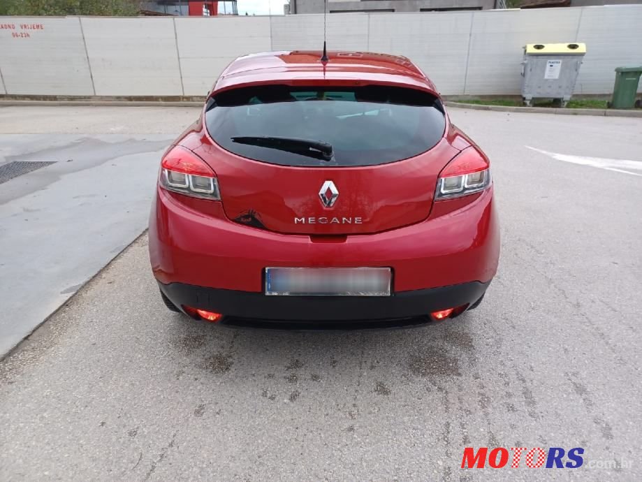2009' Renault Megane Coupe photo #1