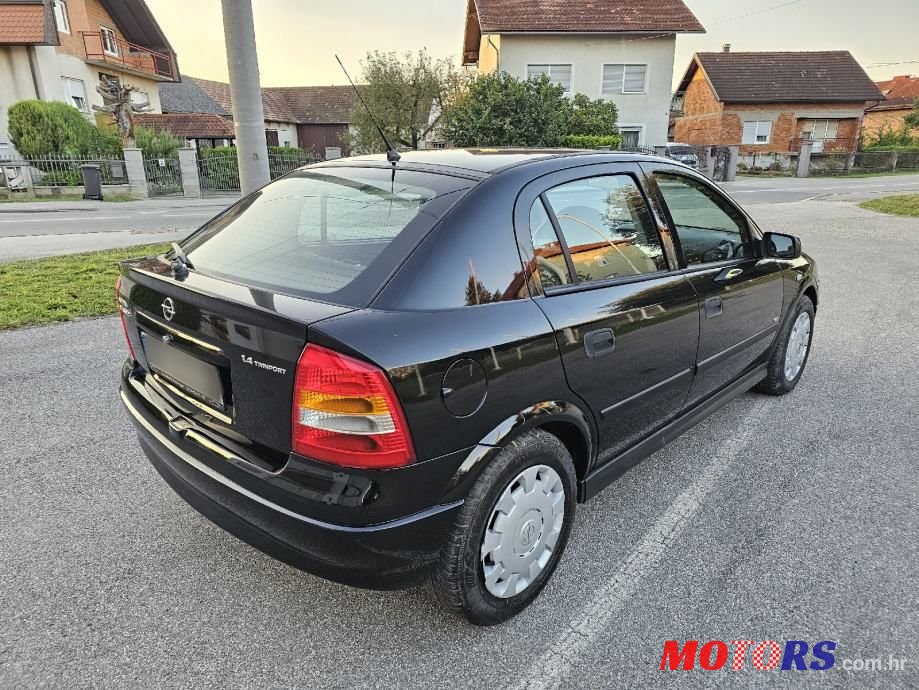 2009' Opel Astra 1,4 photo #5