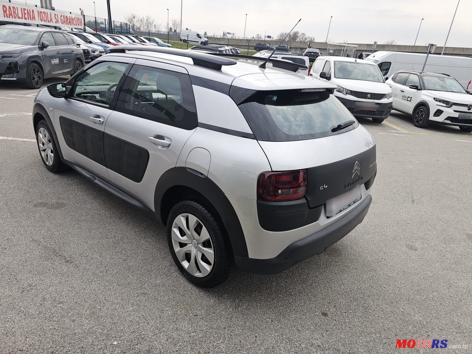 2014' Citroen C4 Cactus 1,6 Bluehdi photo #5
