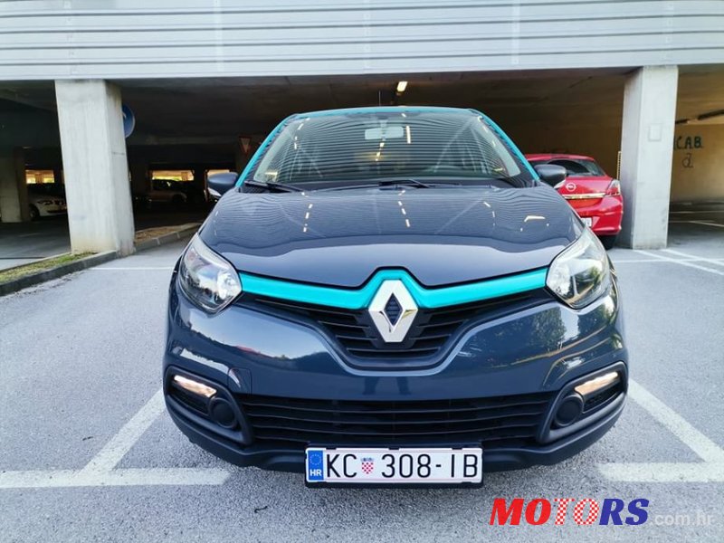 2017' Renault Captur Tce 90 photo #2