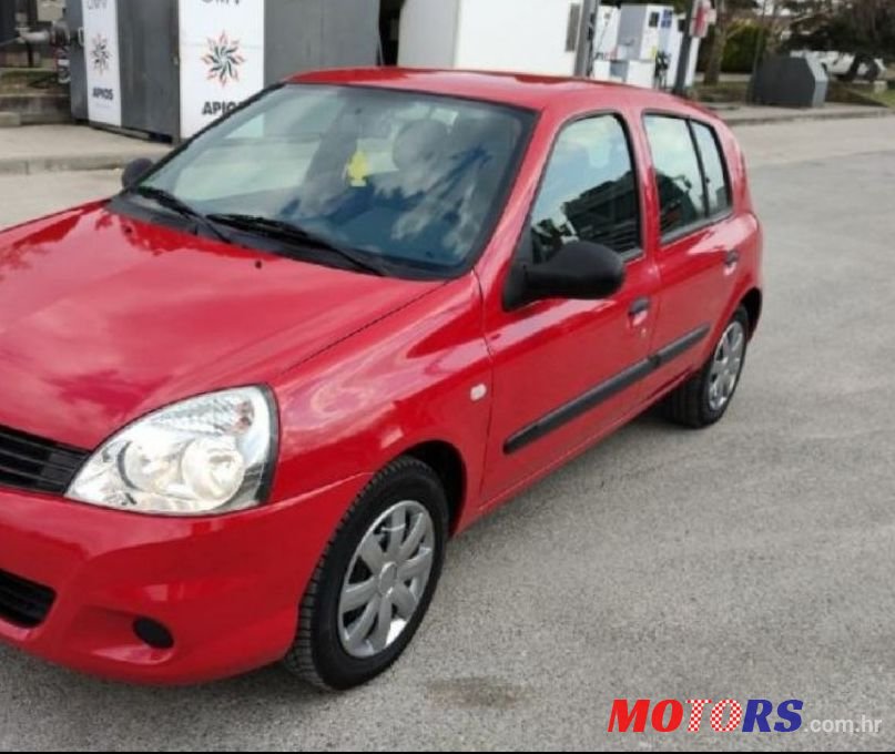 2010' Renault Clio 1,2 photo #1