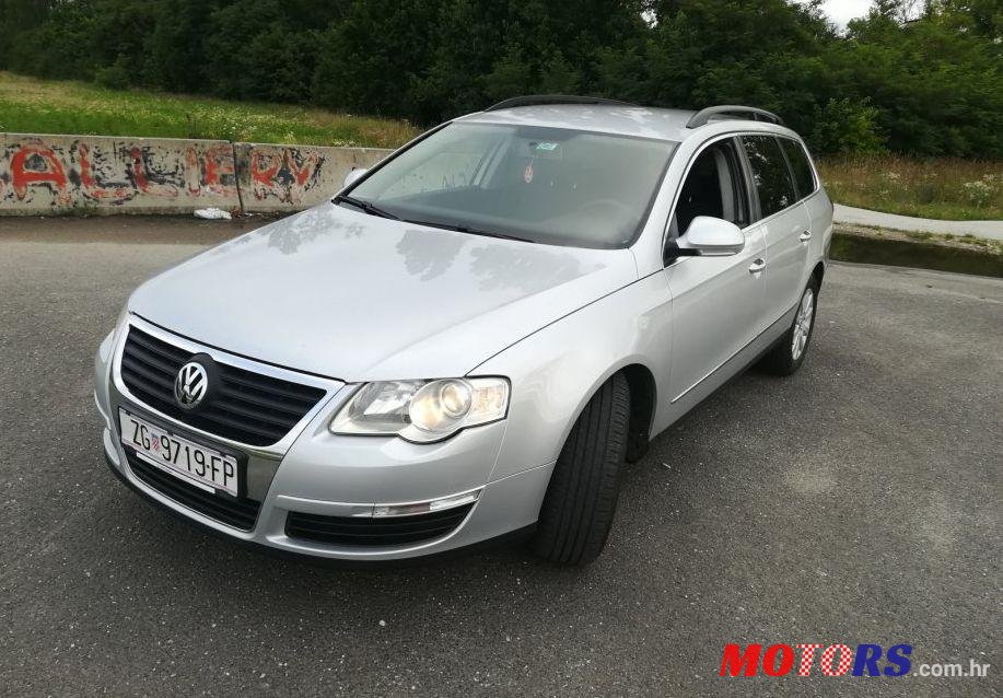 2008' Volkswagen Passat Variant photo #1