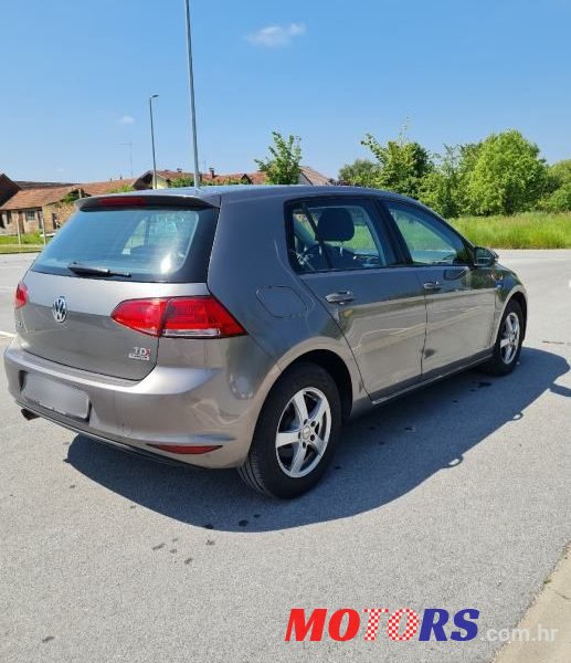 2013' Volkswagen Golf 7 1,6 Tdi Bmt photo #3